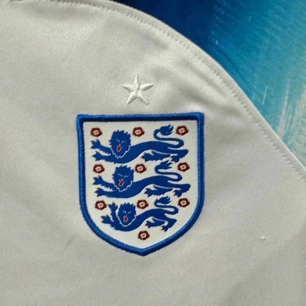 Nike England Home Football Soccer Jersey - Picture 4 of 9